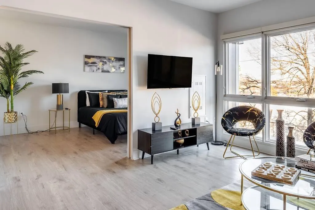 Luxurious & Comfy Downtown Oasis ~ Views ~ Parking Apartment Charlotte