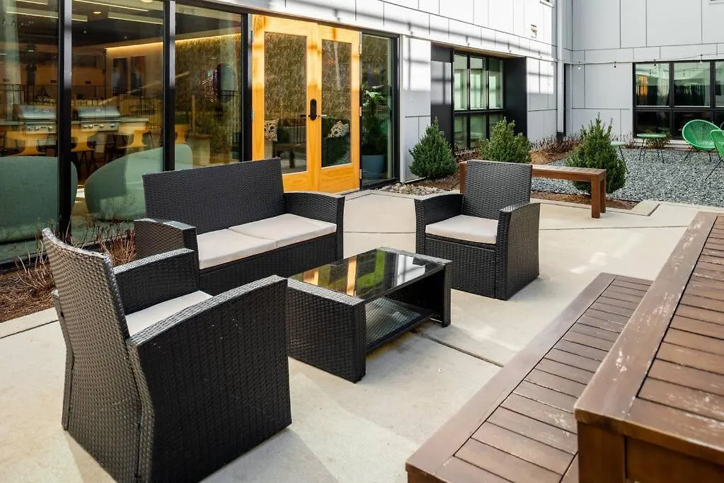 Luxurious & Comfy Downtown Oasis ~ Views ~ Parking Apartment Charlotte 0*,